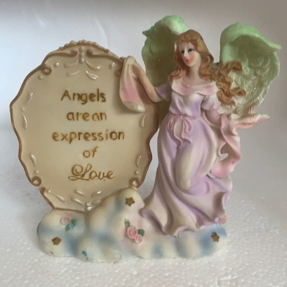 Angel accent home interior